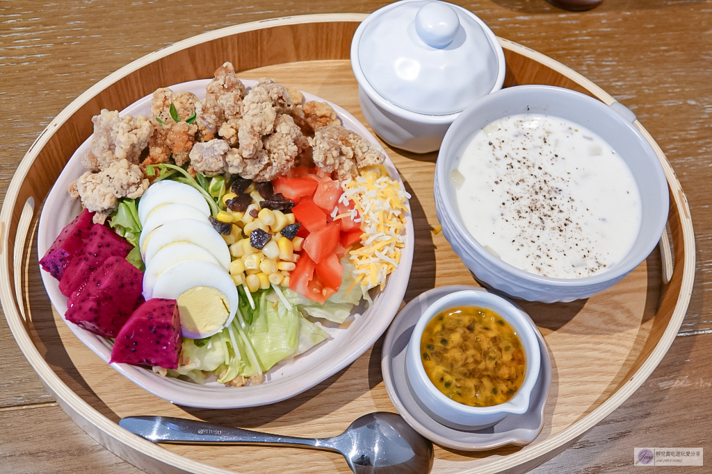 宜蘭美食-花靜食-韓式風格絕美空靈系早午餐，真的沒有賣咖啡 @靜兒貪吃遊玩愛分享