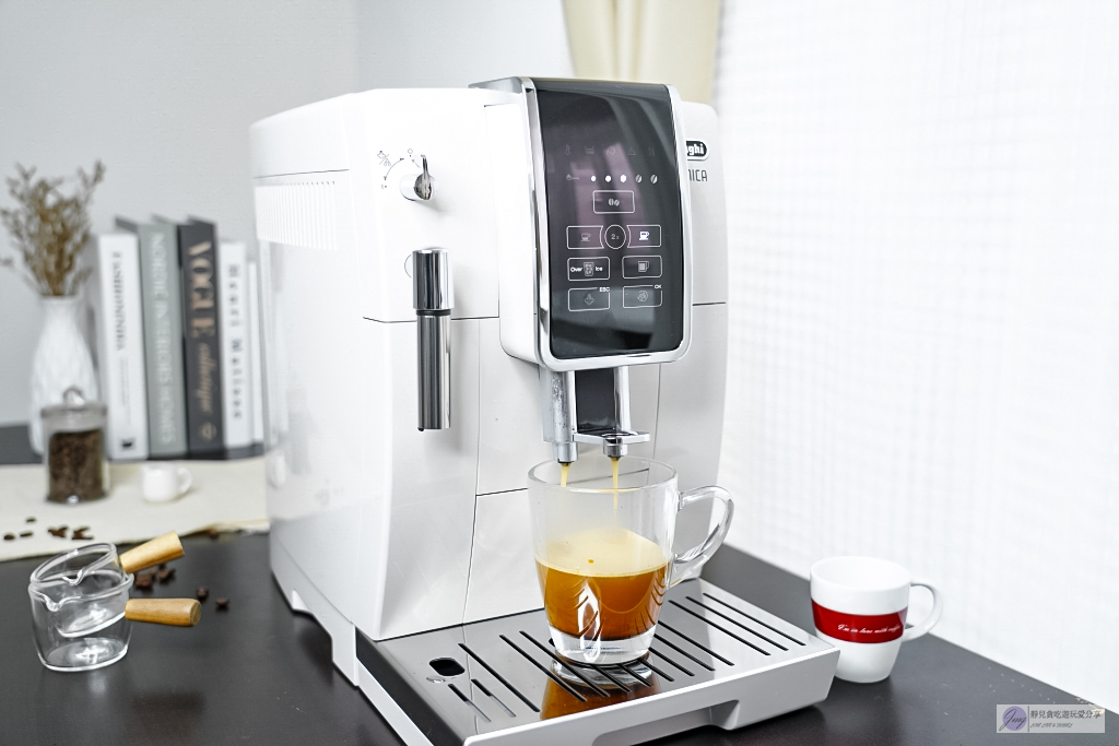 全自動咖啡機推薦-De’Longhi咖啡機-全球銷售第一，簡單操作調製屬於你的完美咖啡 @靜兒貪吃遊玩愛分享