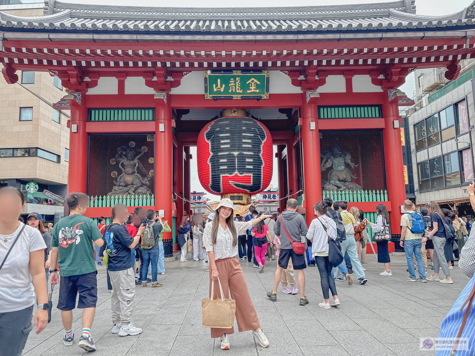 日本東京景點-淺草寺 雷門-東京最古老的寺院！擁有千年歷史的東京必訪景點、美食，水上巴士飽覽整個城鎮風景 @靜兒貪吃遊玩愛分享
