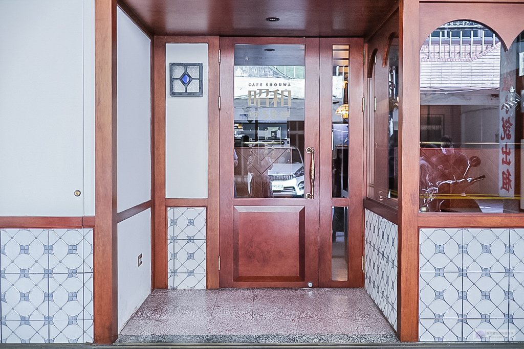花蓮美食-昭和58-隱藏在巷弄內的日式懷舊復古風格咖啡廳/甜點 咖啡 冰品/鄰近東大門觀光夜市 @靜兒貪吃遊玩愛分享